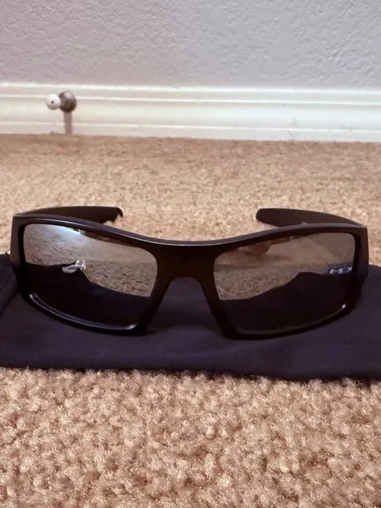 ( OO9014 ) Oakley Gascan Black Matte Frame Chrome Iridium Lens - Picture 8 of 11